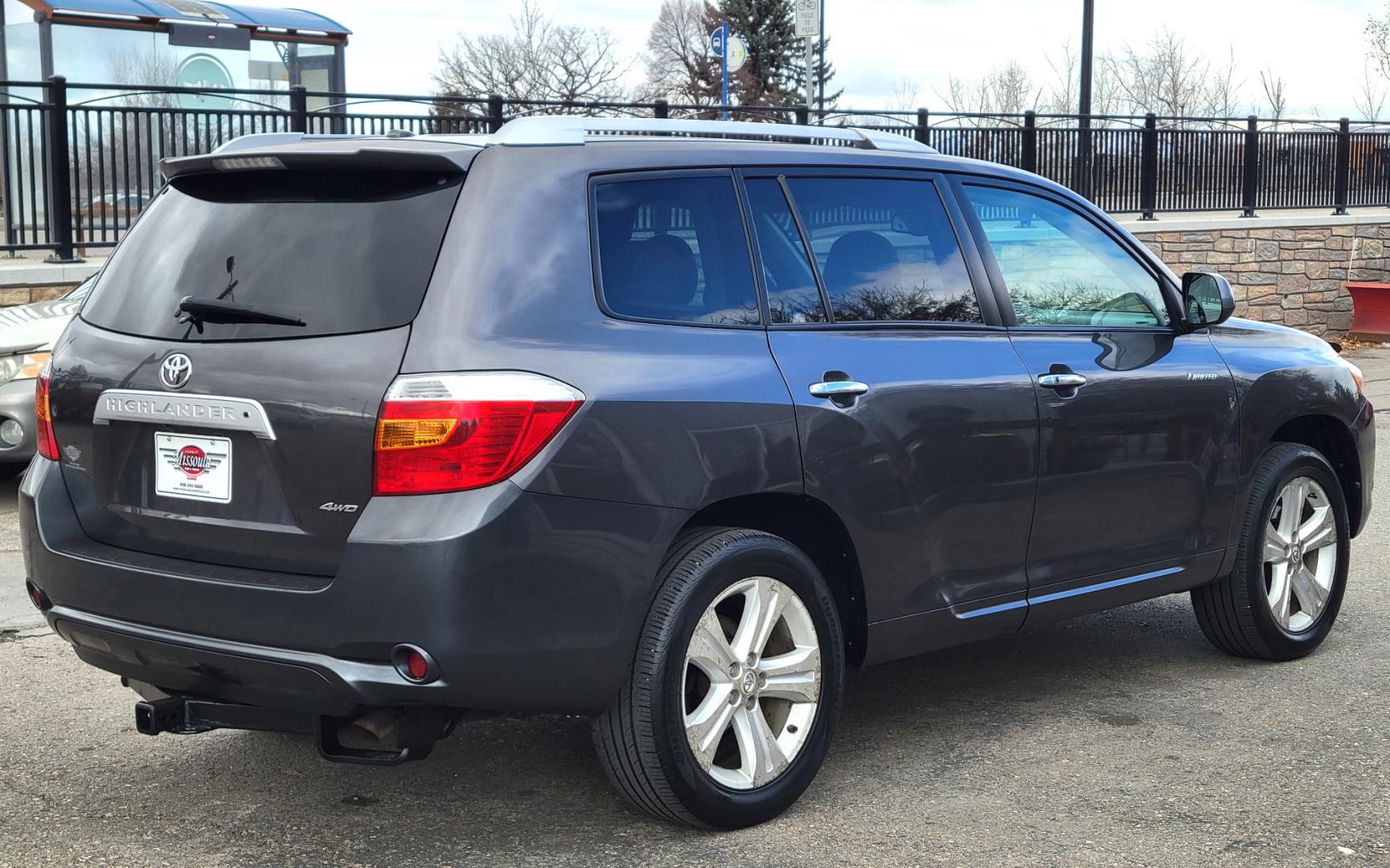 2010 Charcoal /Tan Toyota Highlander Limted (5TDDK3EH9AS) with an 3.5L v6 engine, 5 Speed Automatic transmission, located at 450 N Russell, Missoula, MT, 59801, (406) 543-6600, 46.874496, -114.017433 - One Owner. 3.5L V6 Engine. Four Wheel Drive. Automatic. Heated leather Seats. Power Seats. 3rd Row Seating. Power Sunroof. Rear Entertainment. Navigation. Bluetooth. Air. Cruise. Tilt. Power Windows and Locks. Backup Camera. - Photo#5